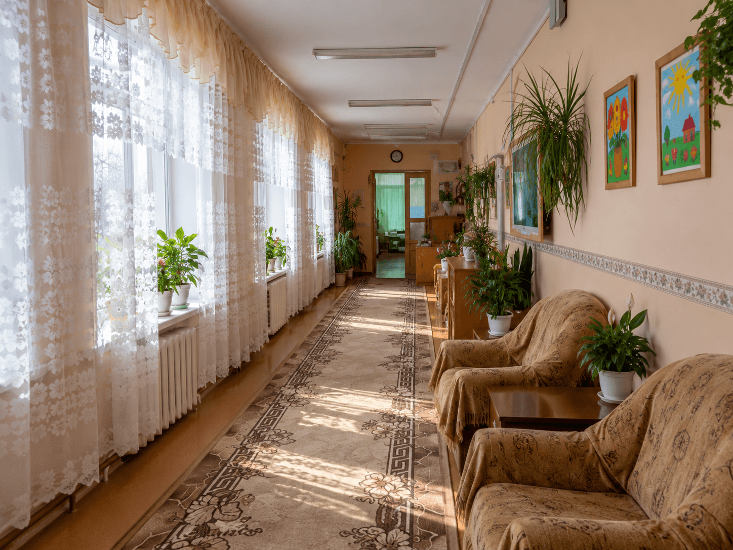 Коридор после ремонта